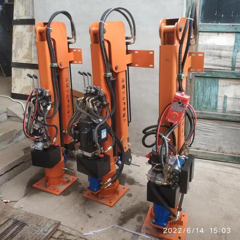 千山区重汽蓝牌随车吊 3.2吨 国六动力强 液压驱动 农用自卸起重机